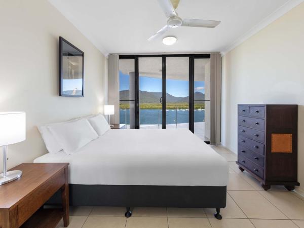 Piermonde Apartments Cairns : photo 8 de la chambre appartement 3 chambres avec vue sur l'eau