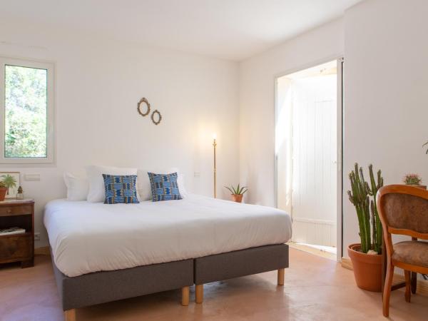 GinKgo : photo 1 de la chambre chambre double avec salle de bains privative