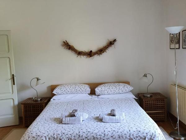 B&B I Ghiri : photo 4 de la chambre chambre triple avec salle de bains privative séparée