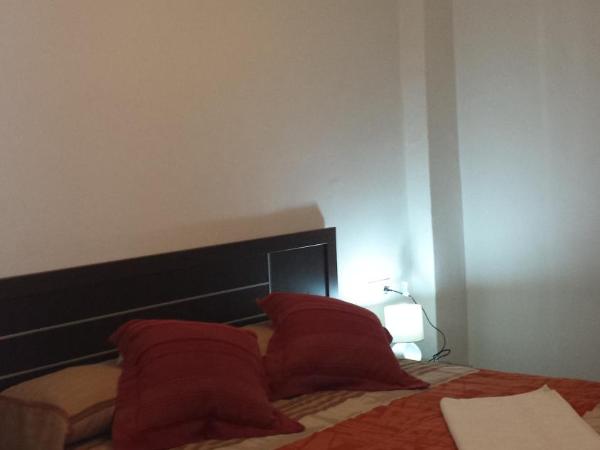 Pension Gran Plaza : photo 5 de la chambre chambre double ou lits jumeaux