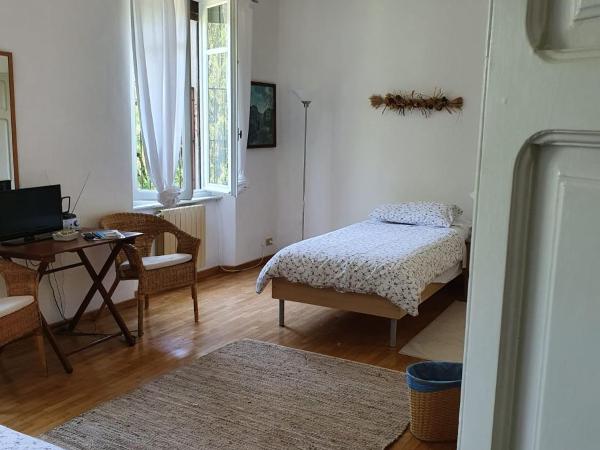 B&B I Ghiri : photo 3 de la chambre chambre triple avec salle de bains privative séparée