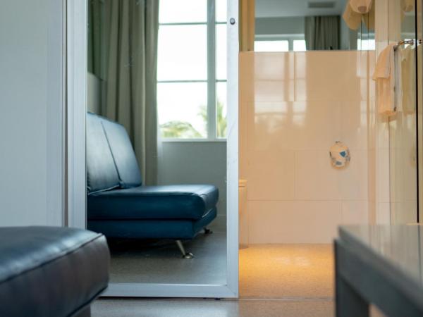 Clevelander Hotel : photo 6 de la chambre suite rockstar lit king-size - côté océan