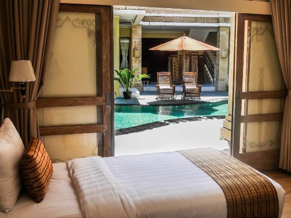 Ndalem Nuriyyat Villa, Spa & Skin Care : photo 2 de la chambre chambre lits jumeaux - vue sur piscine