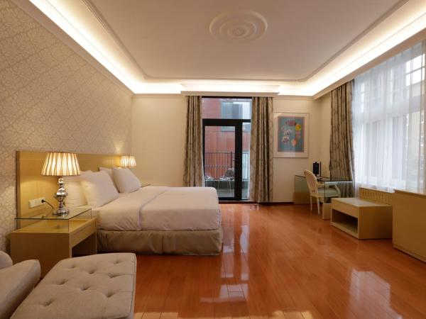 Chasse Hotel : photo 4 de la chambre chambre lits jumeaux deluxe avec balcon