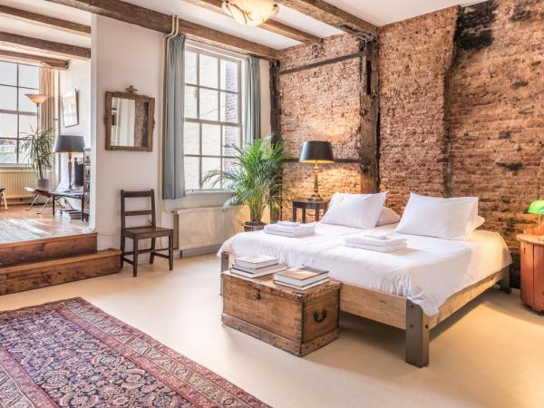 Classy Room 17th C Canalhouse : photo 7 de la chambre chambre double deluxe avec douche