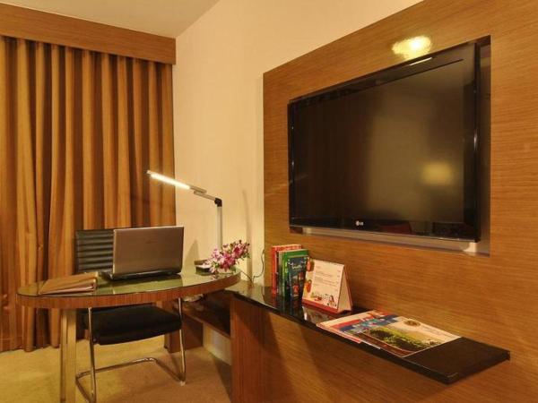 Maple Hotel : photo 1 de la chambre room #37523136