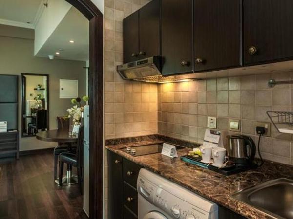 First Central Hotel Suites : photo 3 de la chambre room #34091128