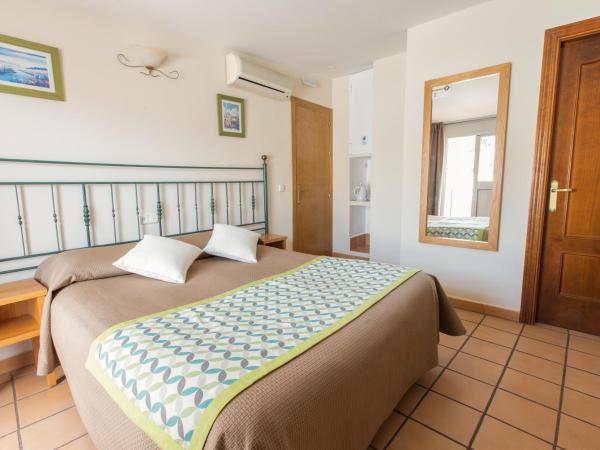 Hostal El Gallo : photo 7 de la chambre chambre double avec salle de bains privative