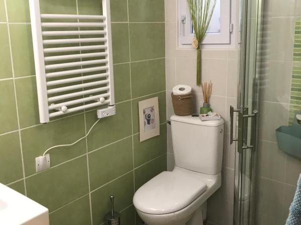 Chambre d'hôtes au calme avec spa : photo 2 de la chambre chambre double - vue sur jardin