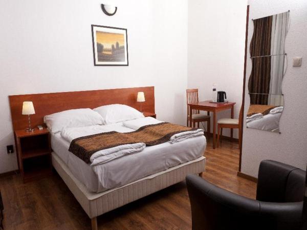 Equity Point Budapest : photo 3 de la chambre room #7525628
