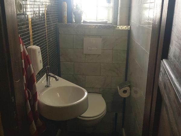 StayInCologne : photo 7 de la chambre chambre double avec salle de bains commune
