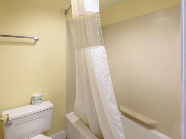 Quality Inn New Orleans I-10 East : photo 6 de la chambre chambre double avec 2 lits doubles - non-fumeurs