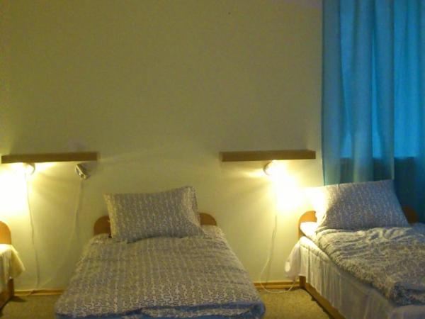 Kwatery Pracownicze TOLEK : photo 1 de la chambre chambre quadruple