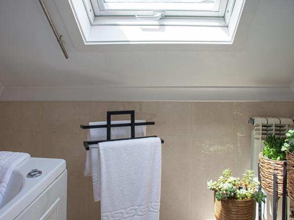 O'Porto Seven - Guest House : photo 1 de la chambre chambre double supérieure