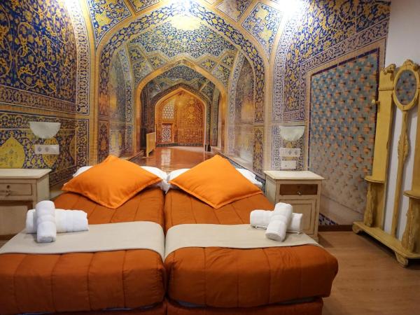 Hotel Alquimia Cadiz : photo 9 de la chambre chambre double Économique avec salle de bains privative