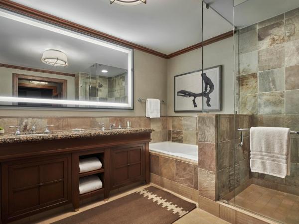 Four Seasons Resort Whistler : photo 3 de la chambre chambre lit king-size supérieure