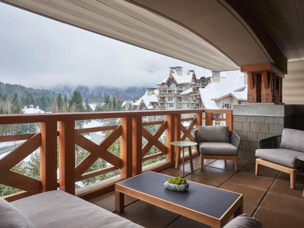 Four Seasons Resort Whistler : photo 2 de la chambre the alpine suite king