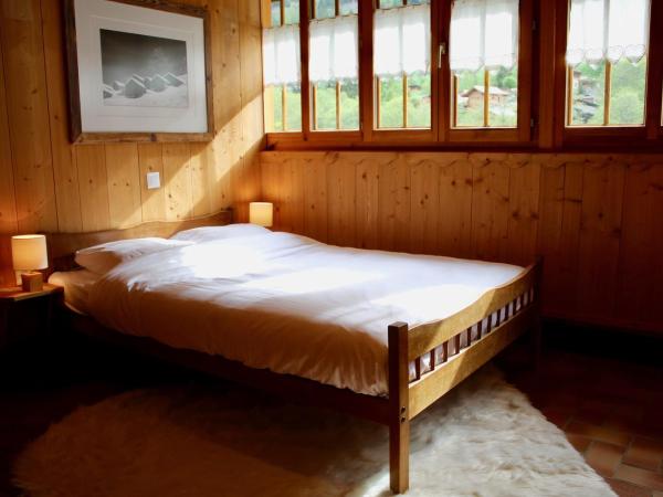 Gîte de Planchouet : photo 1 de la chambre chambre double