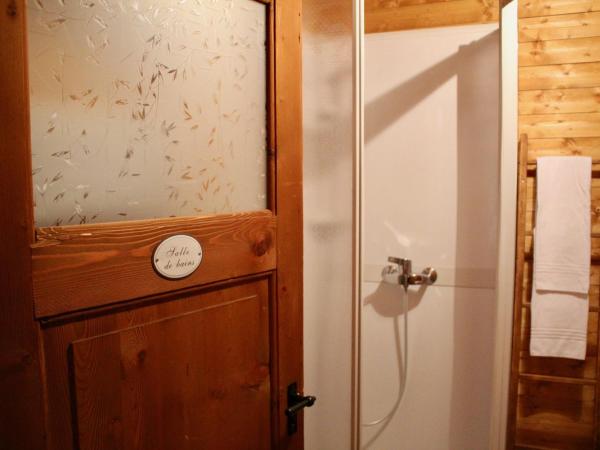 Gîte de Planchouet : photo 5 de la chambre chambre double