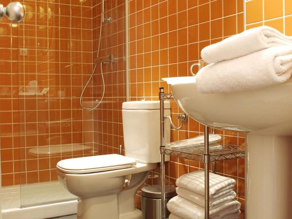 Sixties Ramblas : photo 5 de la chambre chambre double ou lits jumeaux supérieure avec balcon