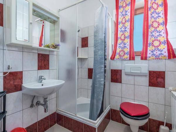 Apartments Ulika : photo 10 de la chambre appartement avec balcon