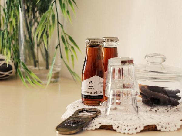 6/4 de Sado : photo 5 de la chambre chambre lits jumeaux avec salle de bains privative séparée