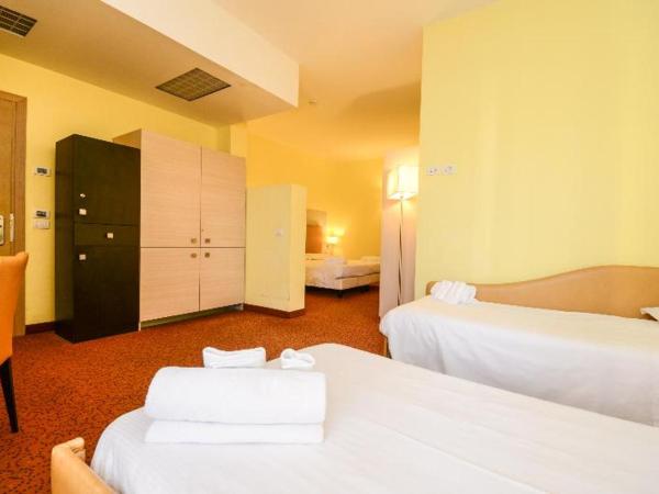 Regal Residence : photo 2 de la chambre room #2673910