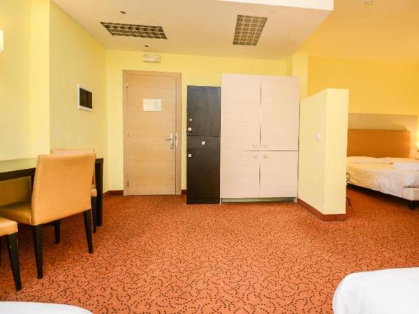 Regal Residence : photo 2 de la chambre room #2673914