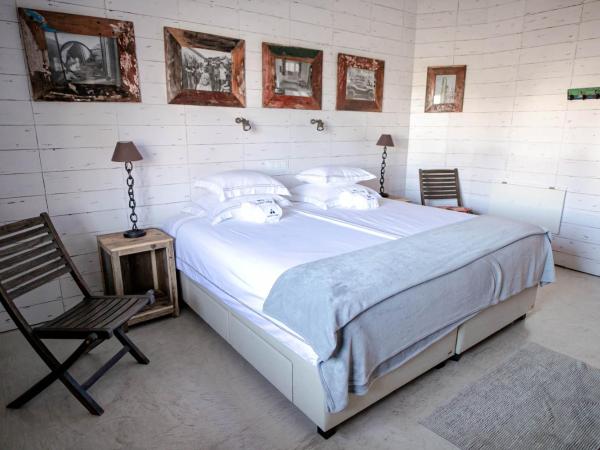 Surfers Lodge Peniche : photo 2 de la chambre chambre double - accessible aux personnes à mobilité réduite