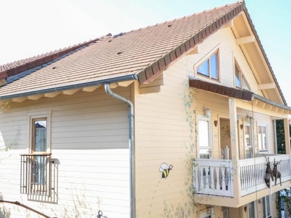 A La Villa Boucicaut : photo 10 de la chambre studio avec vue sur jardin