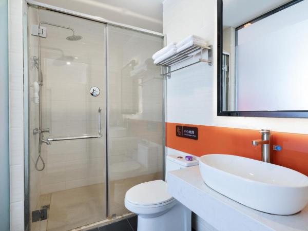 7Days Premium Shenzhen Airport T3 Terminal Branch : photo 5 de la chambre chambre supérieure lit queen-size