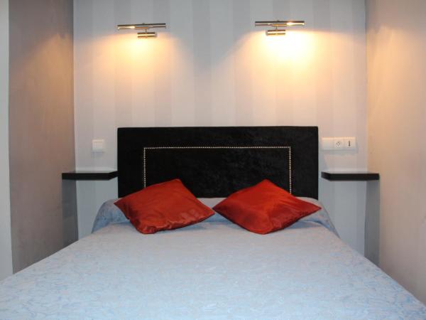 Hotel Au Chapon Fin : photo 6 de la chambre chambre double