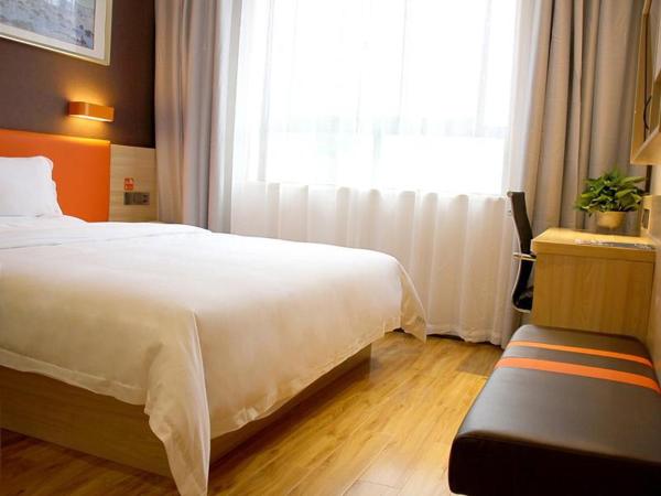 7Days Premium Chongqing Nanping Pedestrian Street Light Rail Station Branch : photo 1 de la chambre chambre supérieure lit queen-size