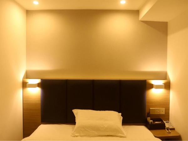 7Days Premium Shenzhen High Speed Rail North Station Minzhi Branch : photo 5 de la chambre chambre lit queen-size premium