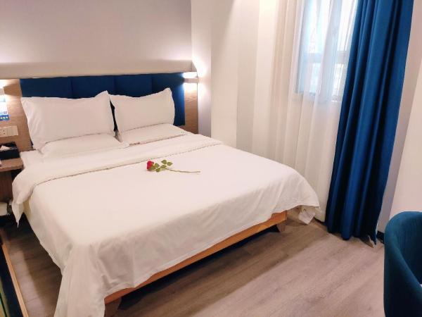 7Days Premium Shenzhen High Speed Rail North Station Minzhi Branch : photo 9 de la chambre chambre supérieure lit queen-size