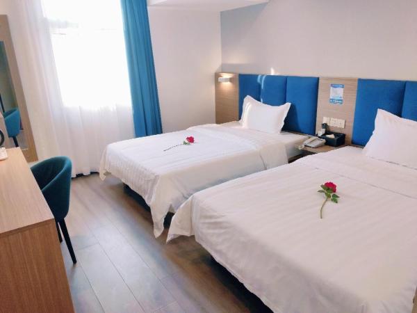 7Days Premium Shenzhen High Speed Rail North Station Minzhi Branch : photo 8 de la chambre chambre lits jumeaux supérieure