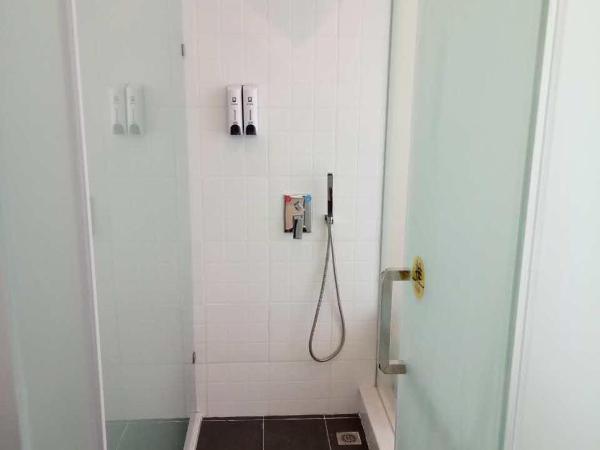 7Days Inn Chongqing Banan Yudong Pedestrian Street Duhuili Branch : photo 2 de la chambre chambre lit queen-size business