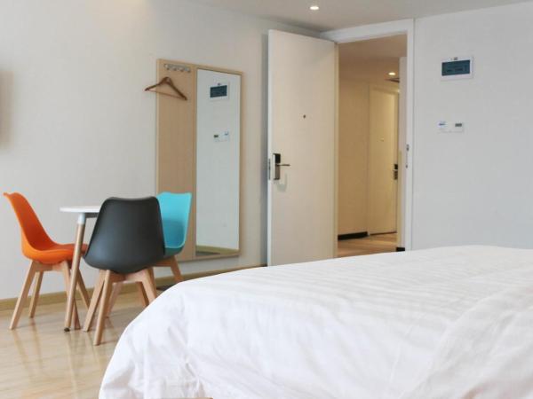 7Days Inn Chongqing Longtou Temple North Train Station North Plaza Branch : photo 1 de la chambre chambre double