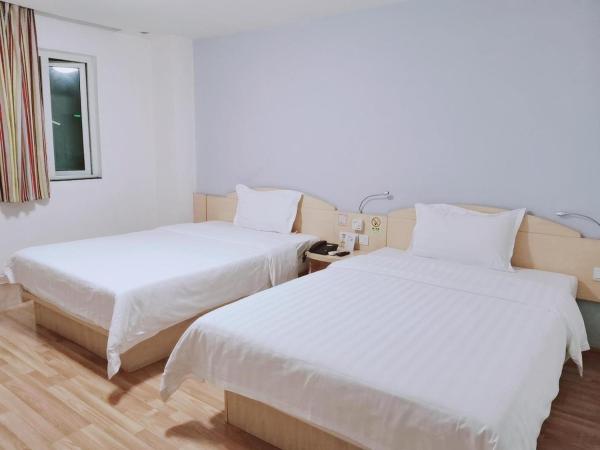 7Days Inn Shen Tech Park Subway Station Wanxiang Tiandi Branch : photo 4 de la chambre chambre affaires lits jumeaux