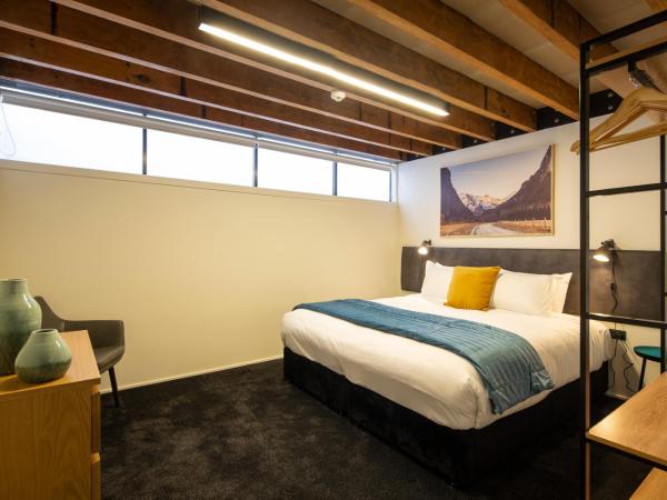 Koura Apartments Central Queenstown : photo 5 de la chambre appartement 3 chambres avec 3 salles de bains