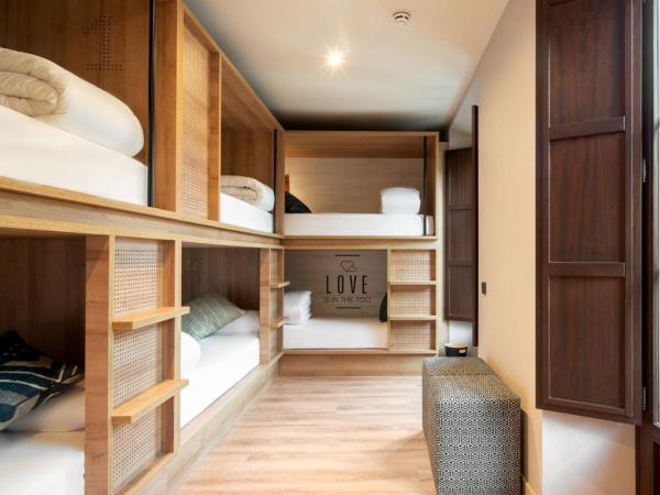 Toc Hostel Granada : photo 2 de la chambre lit dans dortoir pour femmes de 6 lits