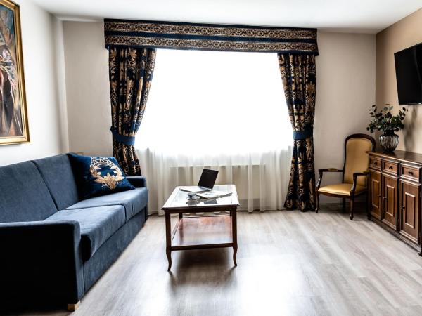 Hotel Julian : photo 9 de la chambre grande suite