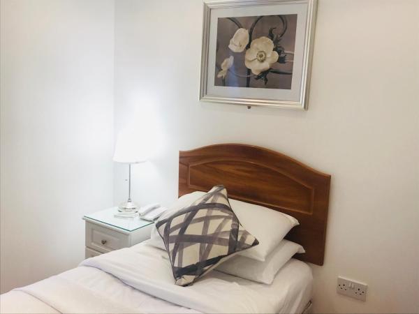 Dergvale Hotel : photo 3 de la chambre petite chambre simple