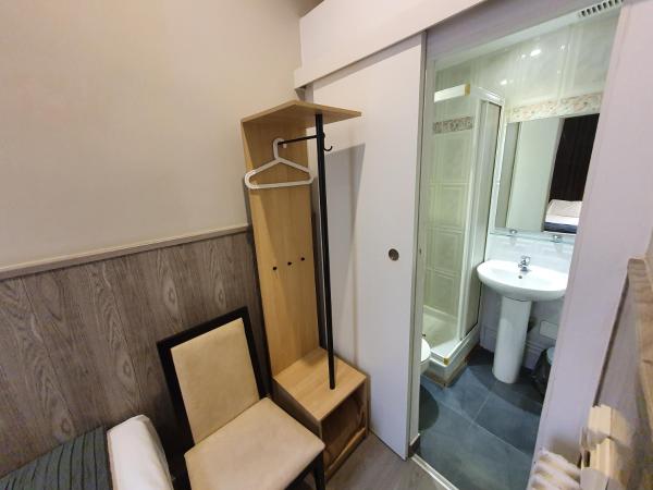 CH Plaza D'Ort Rooms IV : photo 1 de la chambre petite chambre simple