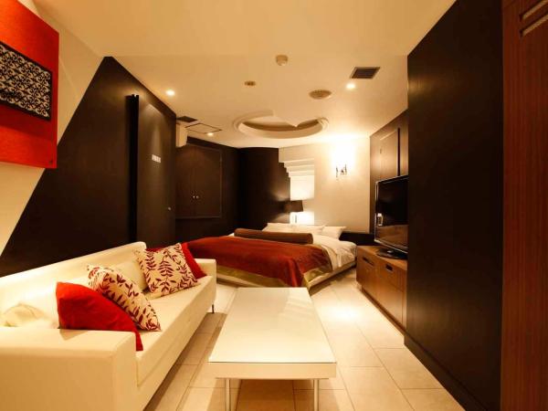 Hotel VARKIN : photo 5 de la chambre chambre lit king-size