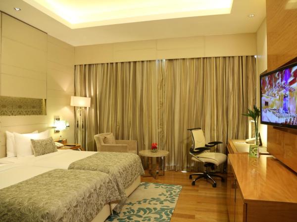Taj City Centre Gurugram : photo 2 de la chambre superior room twin bed with upgrade to deluxe room (subject to avl),10% discount on food & soft beverages
