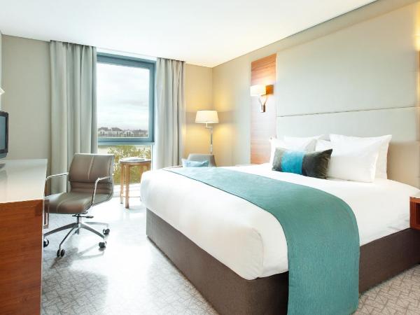 Crowne Plaza London - Docklands, an IHG Hotel : photo 2 de la chambre chambre lit king-size standard - accessible aux personnes  mobilit rduite