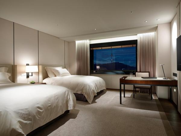 The Shilla Seoul : photo 5 de la chambre chambre lits jumeaux deluxe avec accès à piscine intérieure uniquement