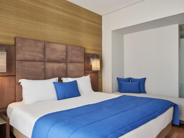 Arion Athens Hotel : photo 2 de la chambre chambre supérieure avec balcon - vue sur acropole