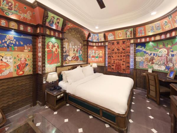 Pearl Palace Heritage Boutique Hotel : photo 1 de la chambre chambre de luxe avec sortie en jeep ancienne